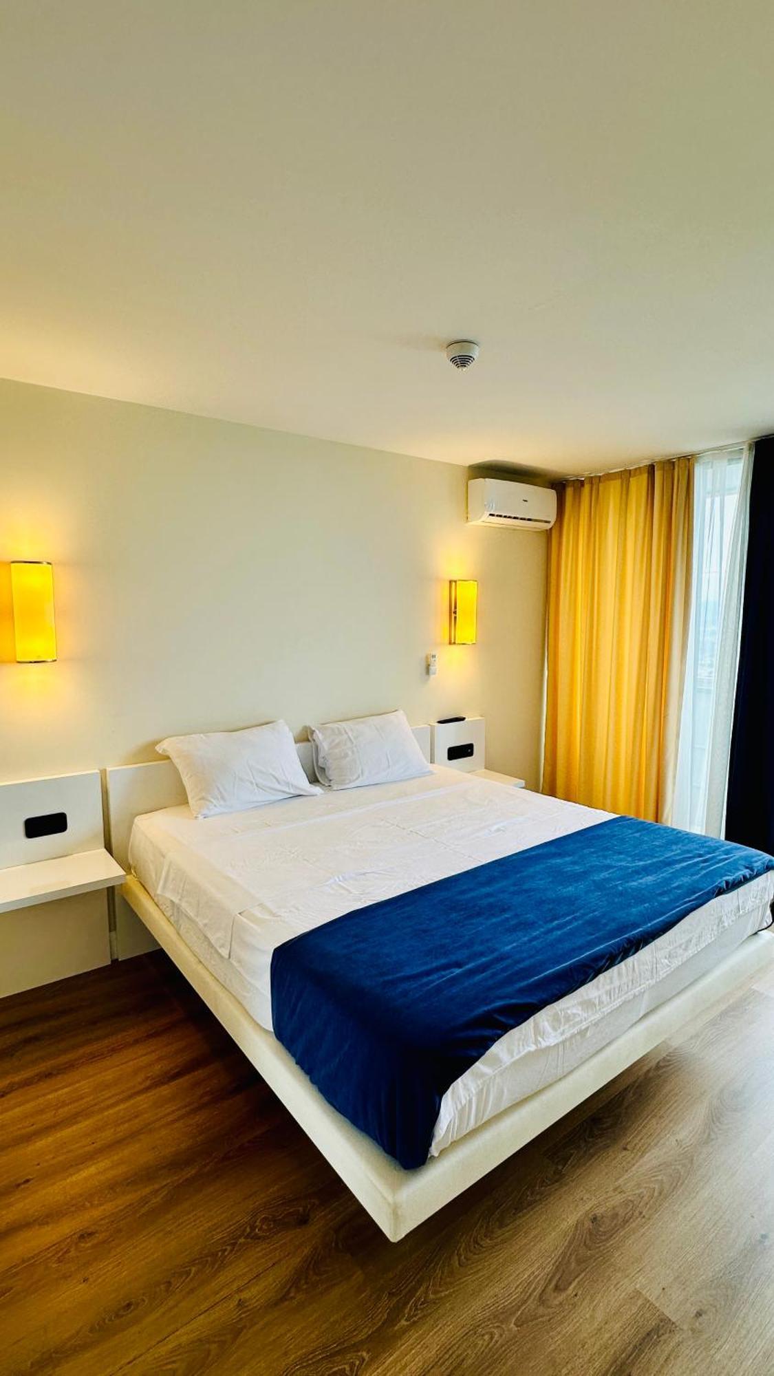 New Orbi Batumi Hotel Kültér fotó