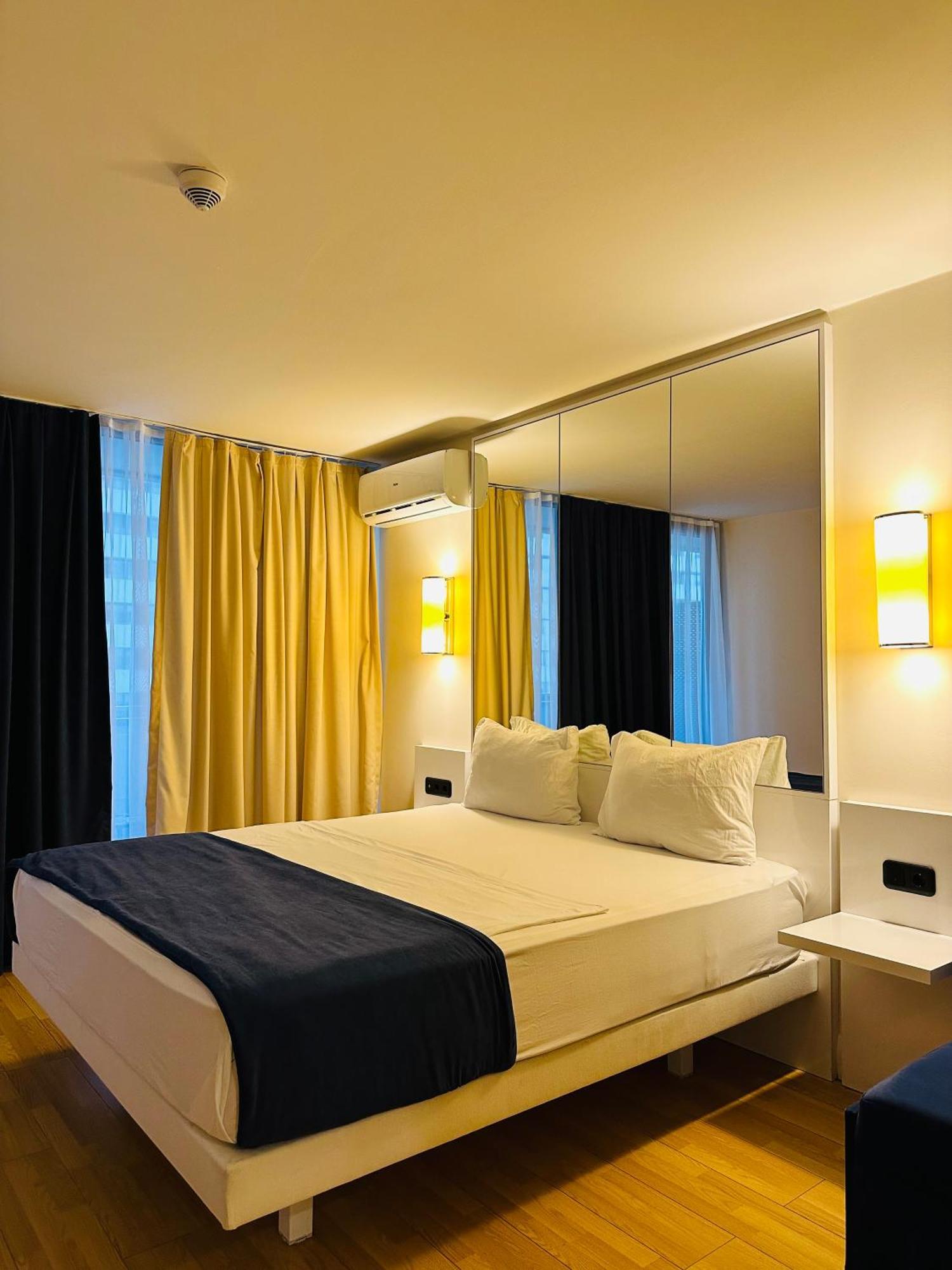New Orbi Batumi Hotel Kültér fotó