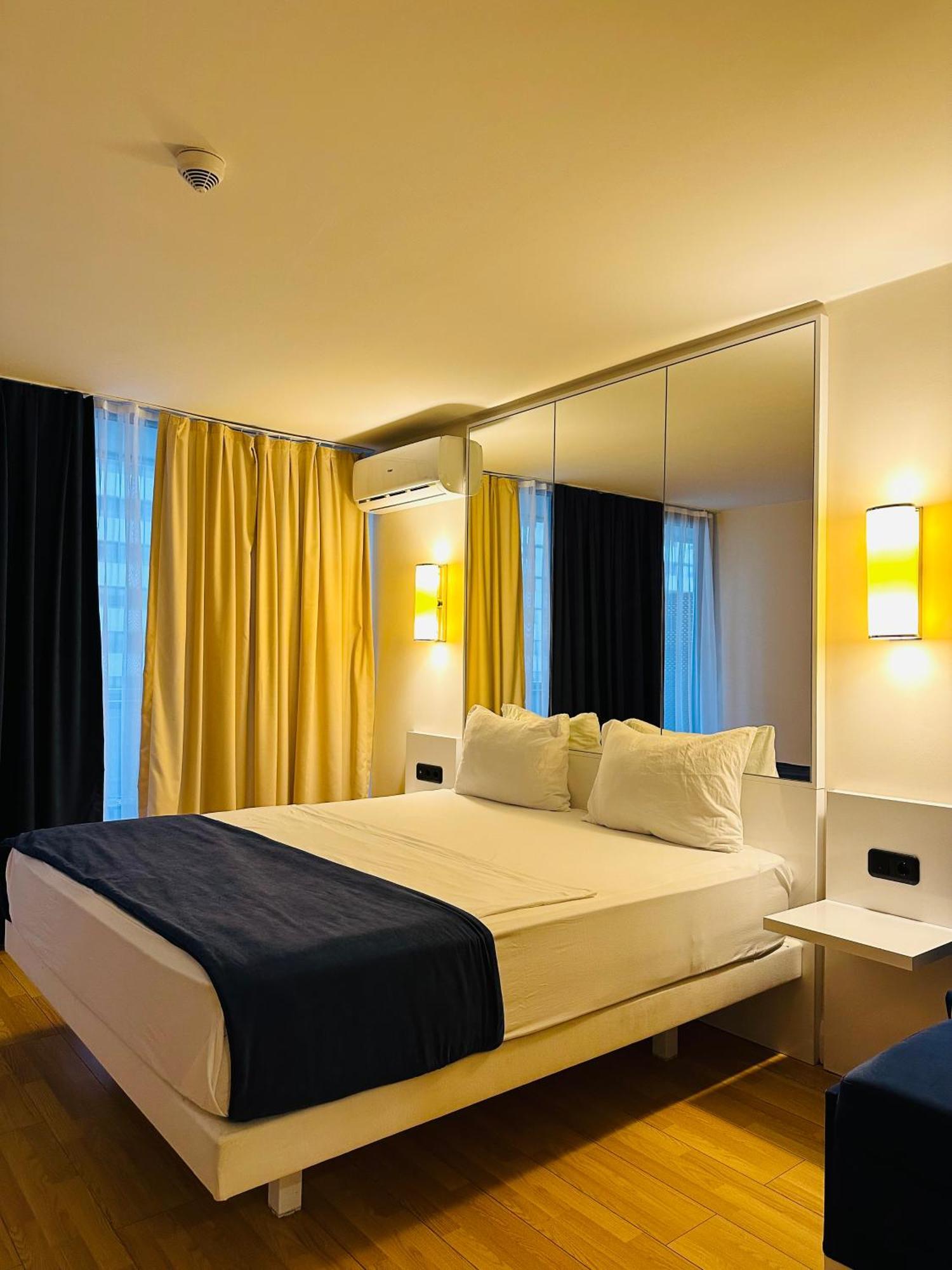 New Orbi Batumi Hotel Kültér fotó