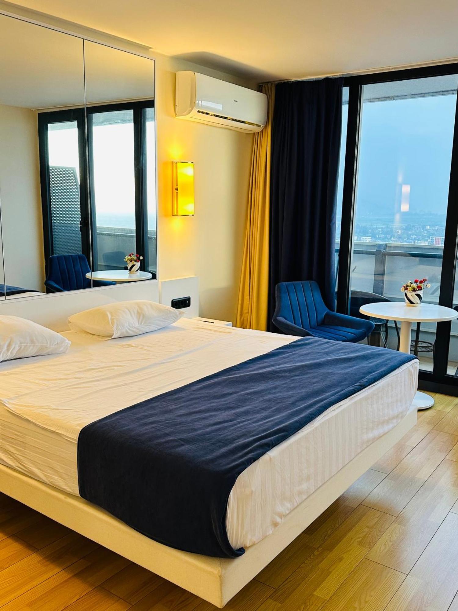 New Orbi Batumi Hotel Kültér fotó
